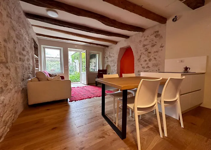 Casa Alpha Vendégház