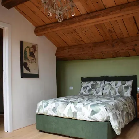 Casa Alpha Gæstehus *
